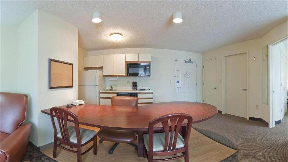 Warrenville Sonesta Simply Suites Chicago Naperville מראה חיצוני תמונה